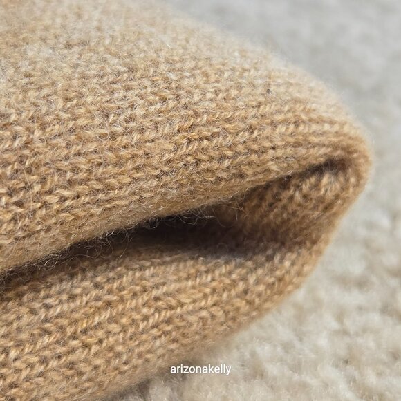 NWOT Cashmere Knit Wrap Scarf Tan - Picture 13 of 13
